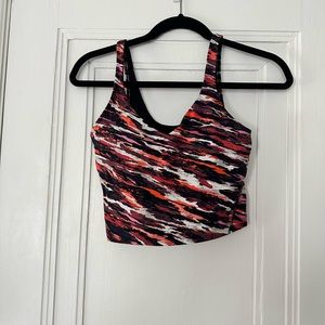 Lululemon align tank size 6.. only worn a couple of times like new